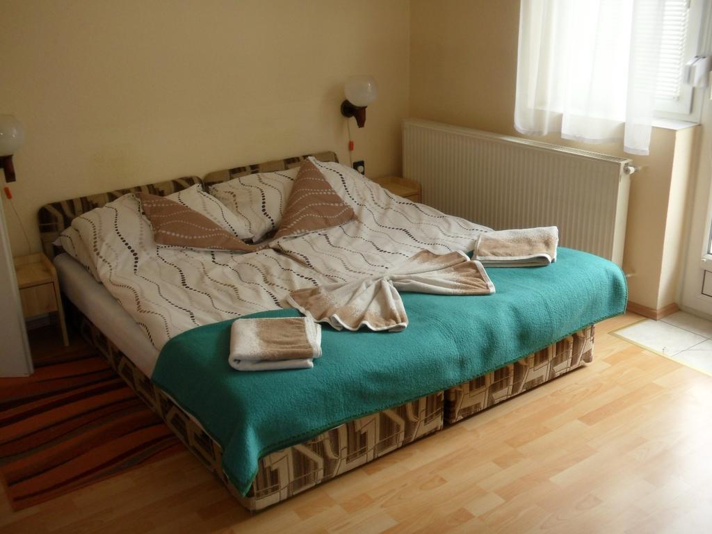 Hévíz Friends Villa Apartments חדר תמונה