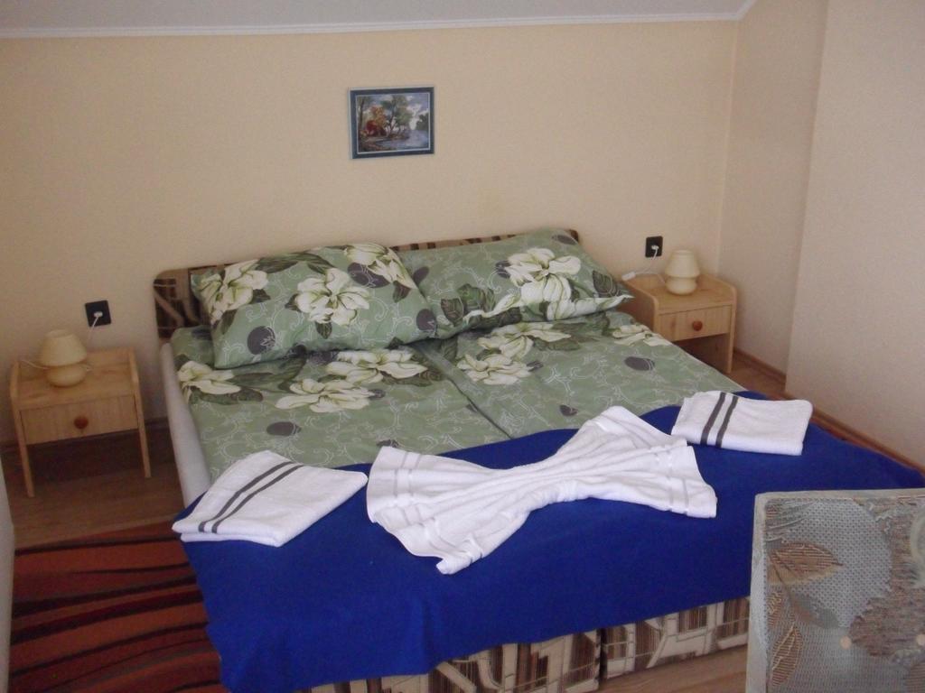 Hévíz Friends Villa Apartments חדר תמונה