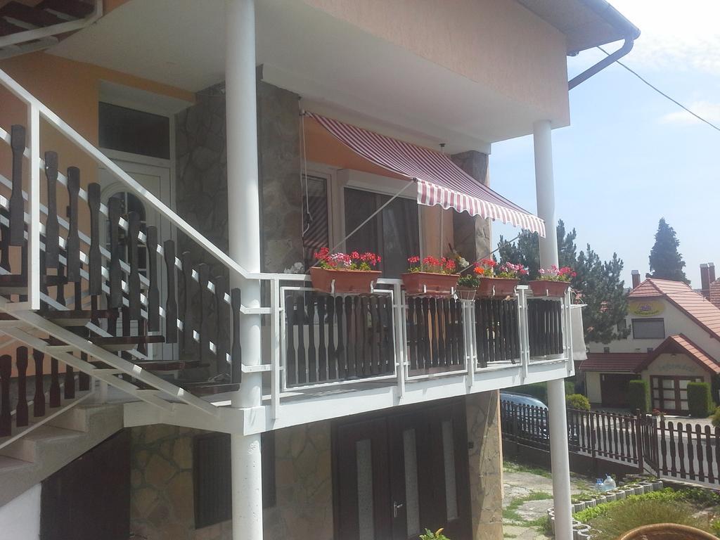 Hévíz Friends Villa Apartments מראה חיצוני תמונה